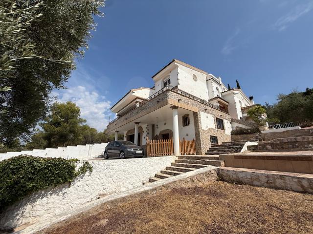 Chalet 4 dormitorios 453 m2