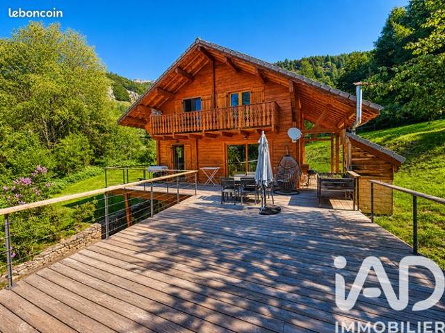 Chalet 4 pièces 126 m²