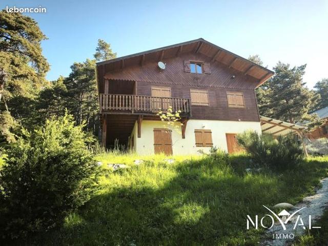 Chalet 4 pièces 120 m²