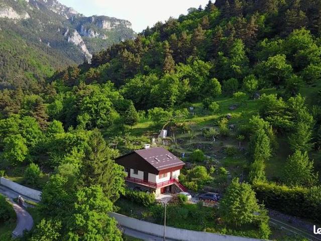 Chalet 4 pièces 140 m²