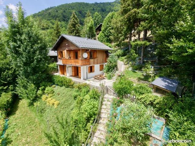 Chalet 4 pièces 84 m²