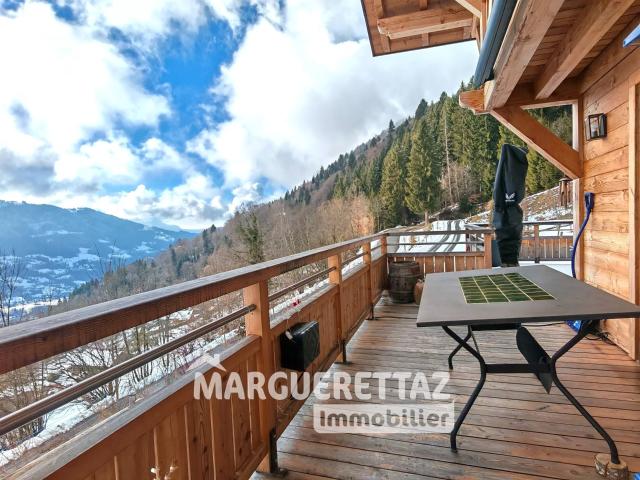 Chalet 4 pièces avec vue panoramique à Verchaix 127m² Verchaix