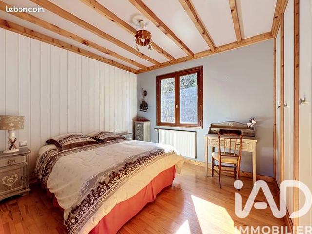 Chalet 5 pièces 126 m²