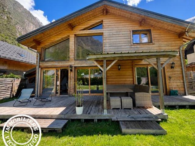 Chalet 5 pièces 130000 m²