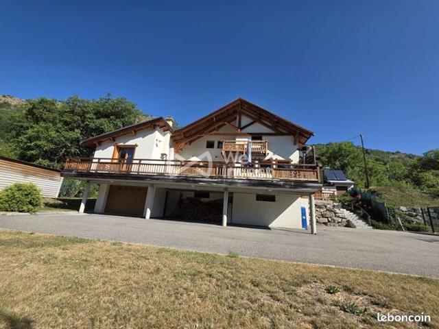 Chalet 5 pièces 187 m²