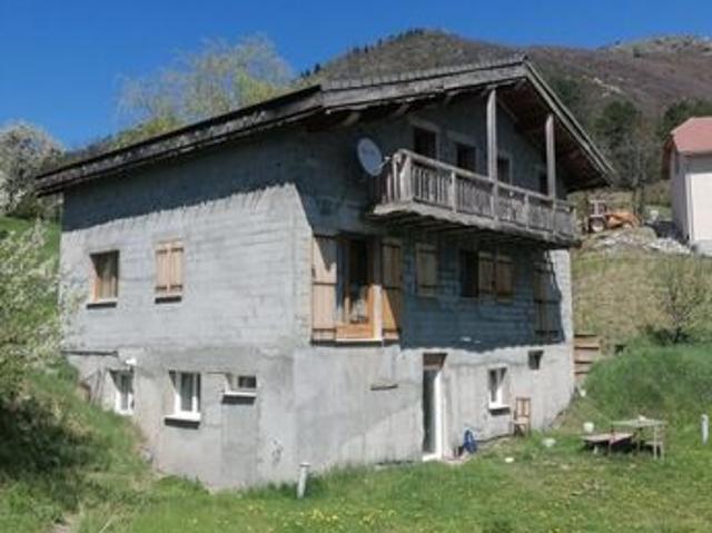 Chalet 5 pièces 180 m²