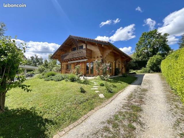 Chalet 5 pièces 192 m²