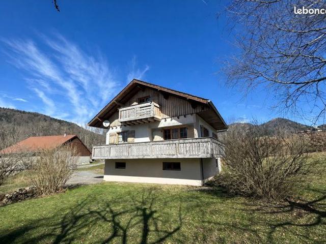 Chalet 5 pièces 83 m²