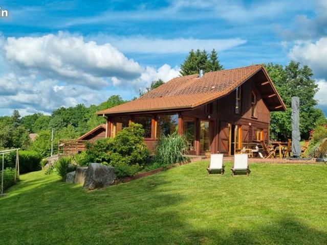 Chalet 6 pièces 105 m²