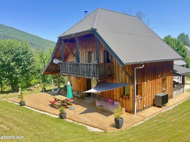 Chalet 6 pièces 114 m²