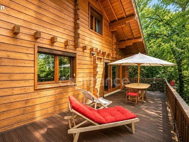 Chalet 6 pièces 115 m²