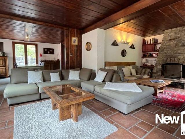 Chalet 6 pièces 126 m²