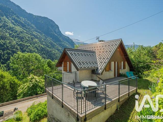 Chalet 6 pièces 122 m²