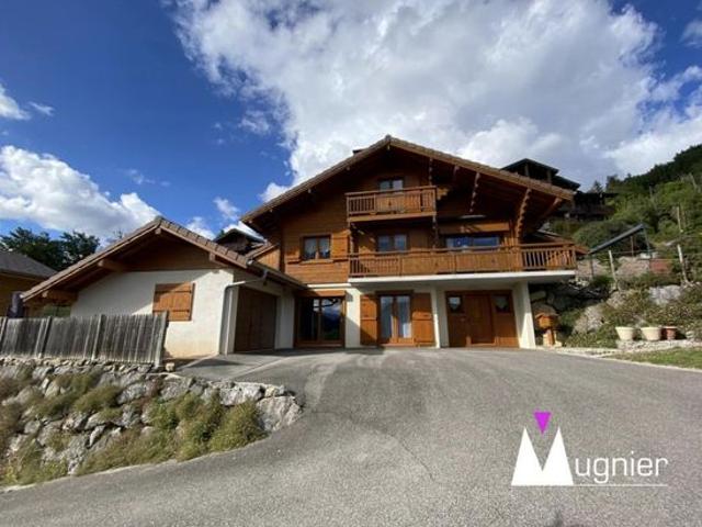 Chalet 6 pièces 136 m²