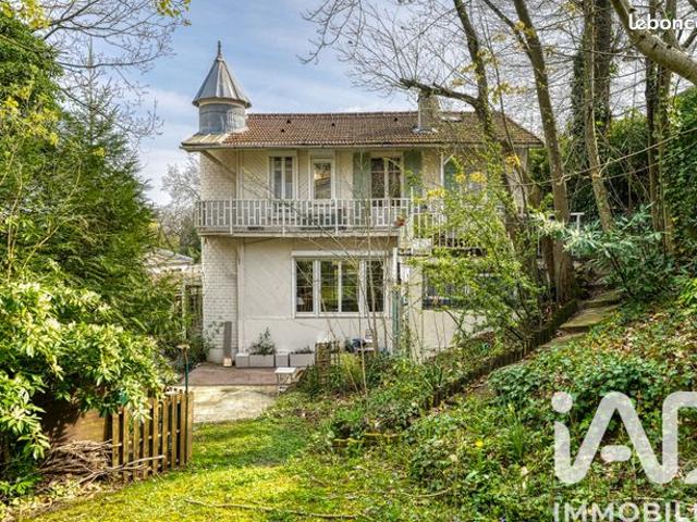 Chalet 6 pièces 136 m²