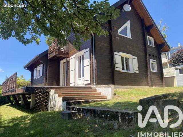 Chalet 6 pièces 131 m²