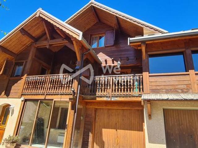Chalet 6 pièces 140 m²