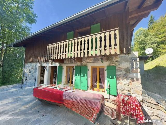Chalet 6 pièces 155 m²