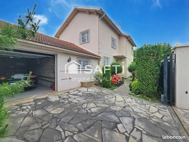 Chalet 6 pièces 155 m²
