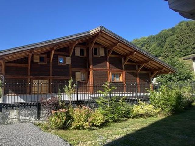 Chalet 6 pièces 165 m²
