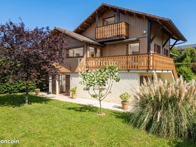 Chalet 6 pièces 167 m²