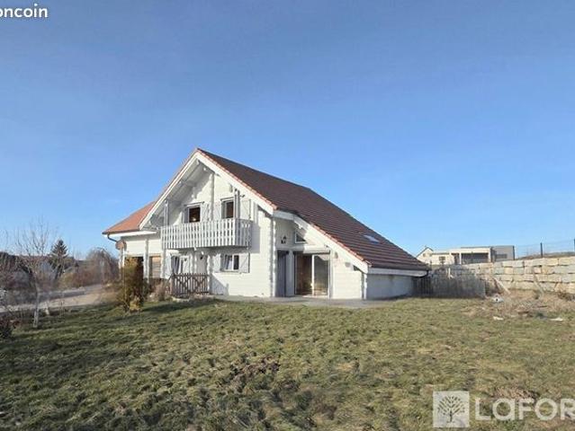 Chalet 6 pièces 160 m²