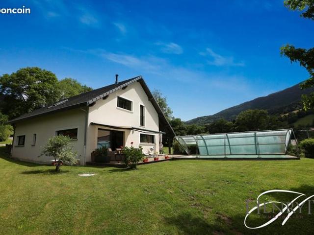 Maison 6 pièces 160 m²