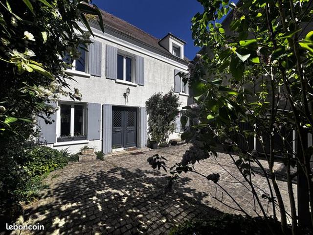 Chalet 6 pièces 170 m²