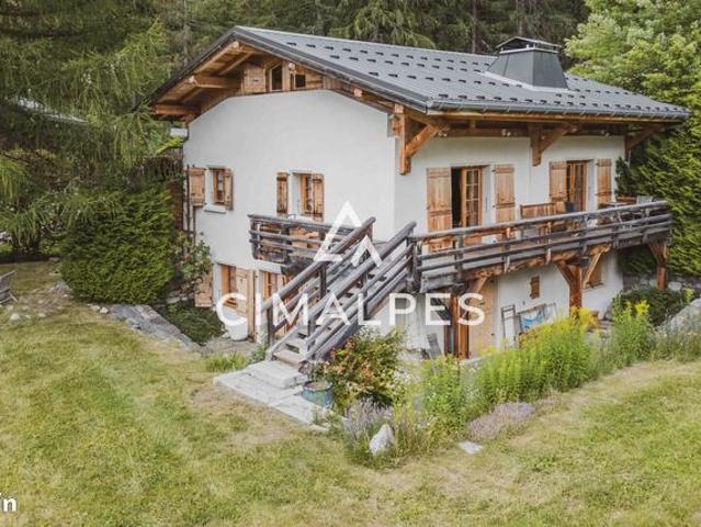 Chalet 6 pièces 187 m²