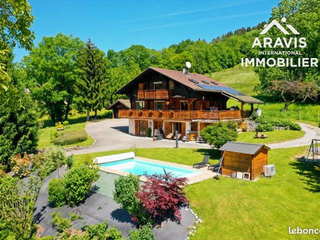 Chalet 6 pièces 199 m²