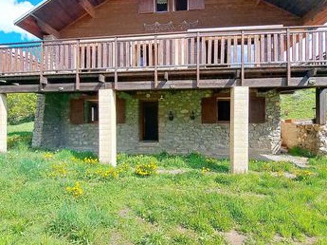 Chalet 6 pièces 212 m²