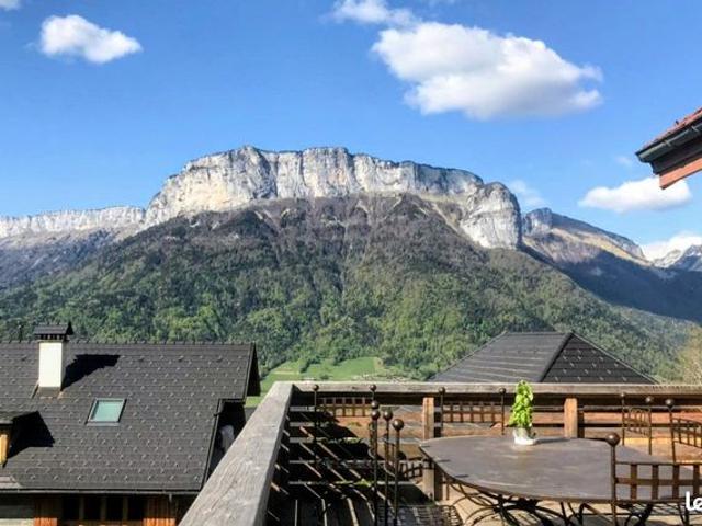 Chalet 6 pièces 235 m²