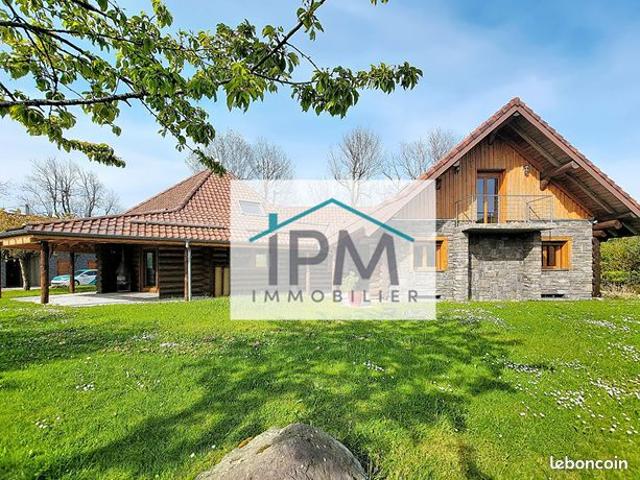 Chalet 6 pièces 240 m²