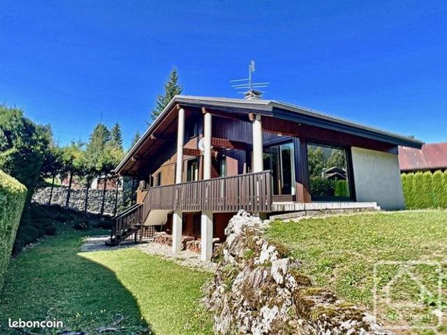 Chalet 6 pièces 257 m²