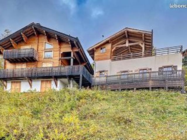 Chalet 6 pièces 263 m²
