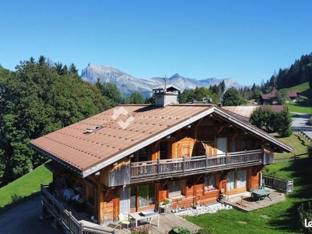 Chalet 6 pièces 276 m²