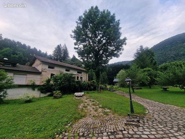 Chalet 6 pièces 278 m²