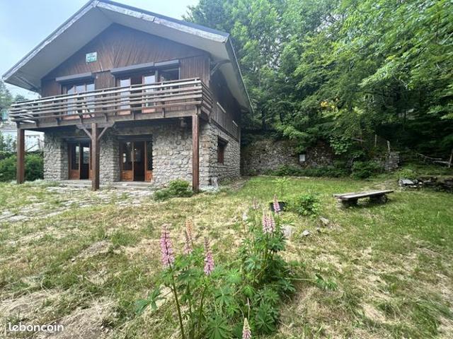 Chalet 6 pièces 92 m²