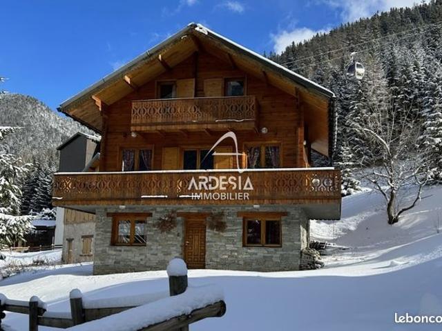 Chalet 8 pièces 115 m²