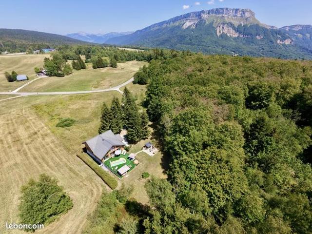 Chalet 8 pièces 167 m²