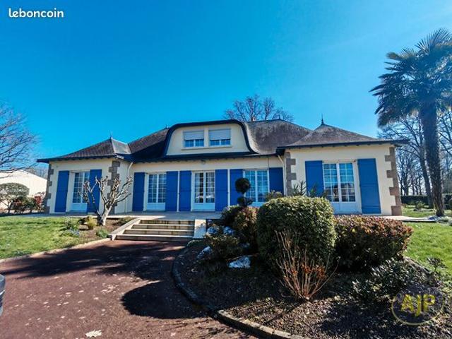 Maison 8 pièces 170 m²