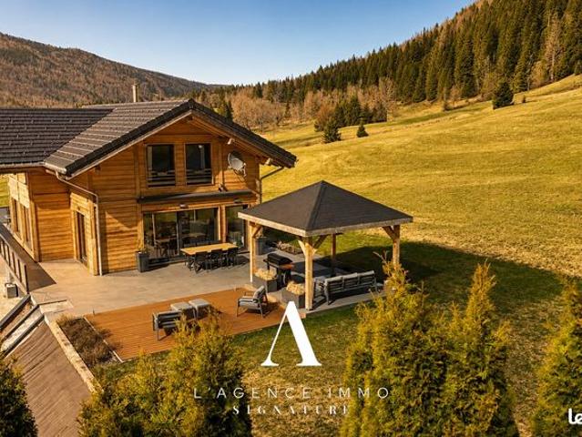Chalet 8 pièces 213 m²