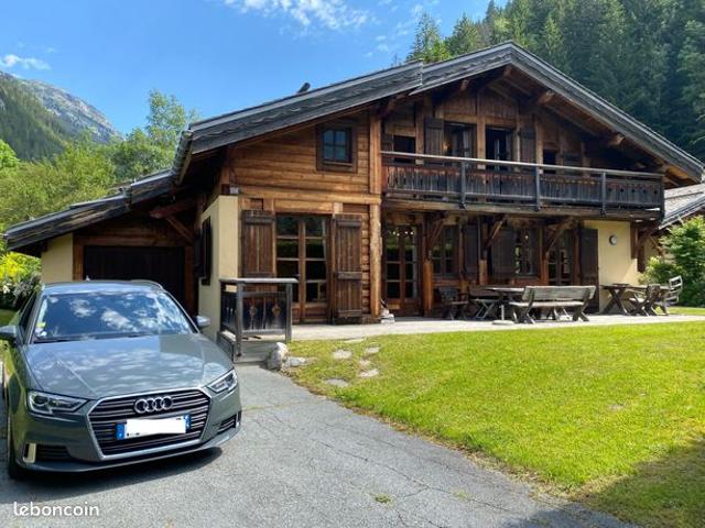 Chalet 8 pièces 220 m²