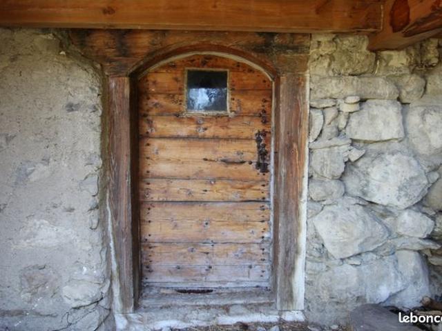 Chalet 8 pièces 270 m²