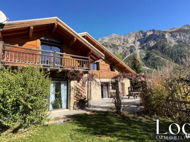 Chalet 8 pièces 320 m²
