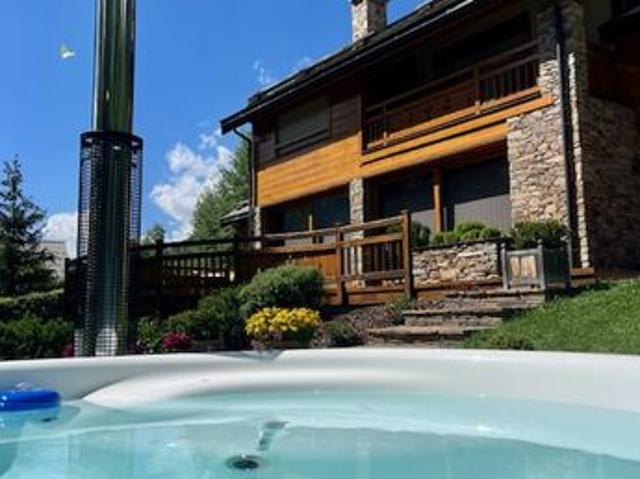 Chalet 8 pièces 380 m²