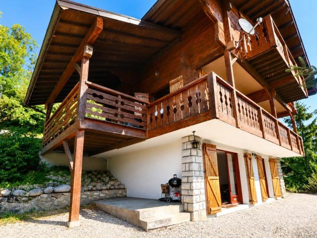 Chalet 8 pièces, vue carte postale sur les Aravis 173m² Les Villards sur Thônes