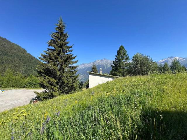 CHALET 95m² 2737m² de terrain constructible