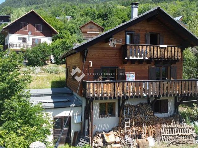 Chalet 9 pièces 130 m²