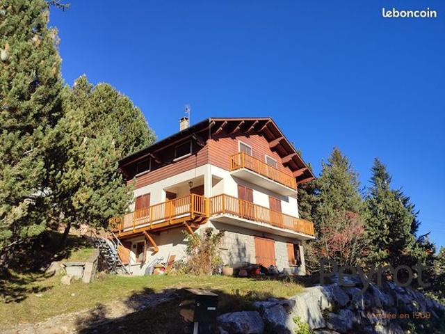 Chalet 9 pièces 170 m²